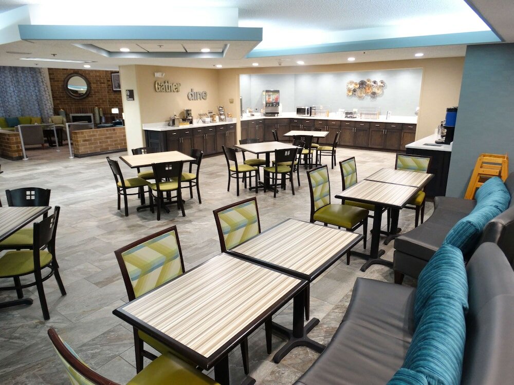 Фото Best Western Warren Hotel