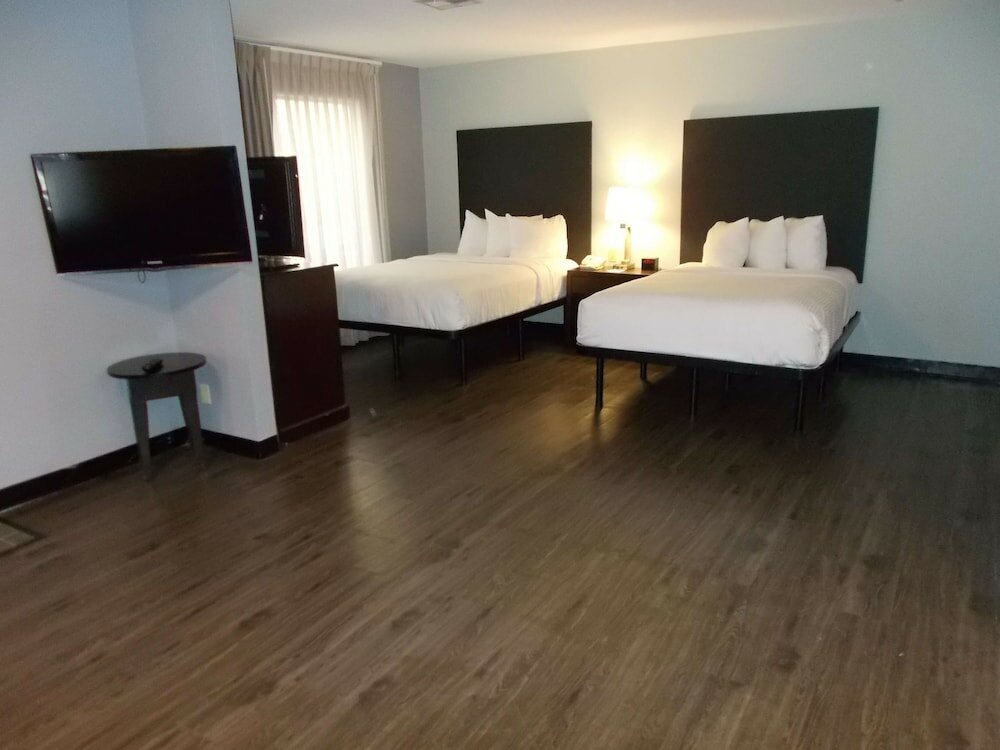 Фото SureStay Studio by Best Western Pensacola