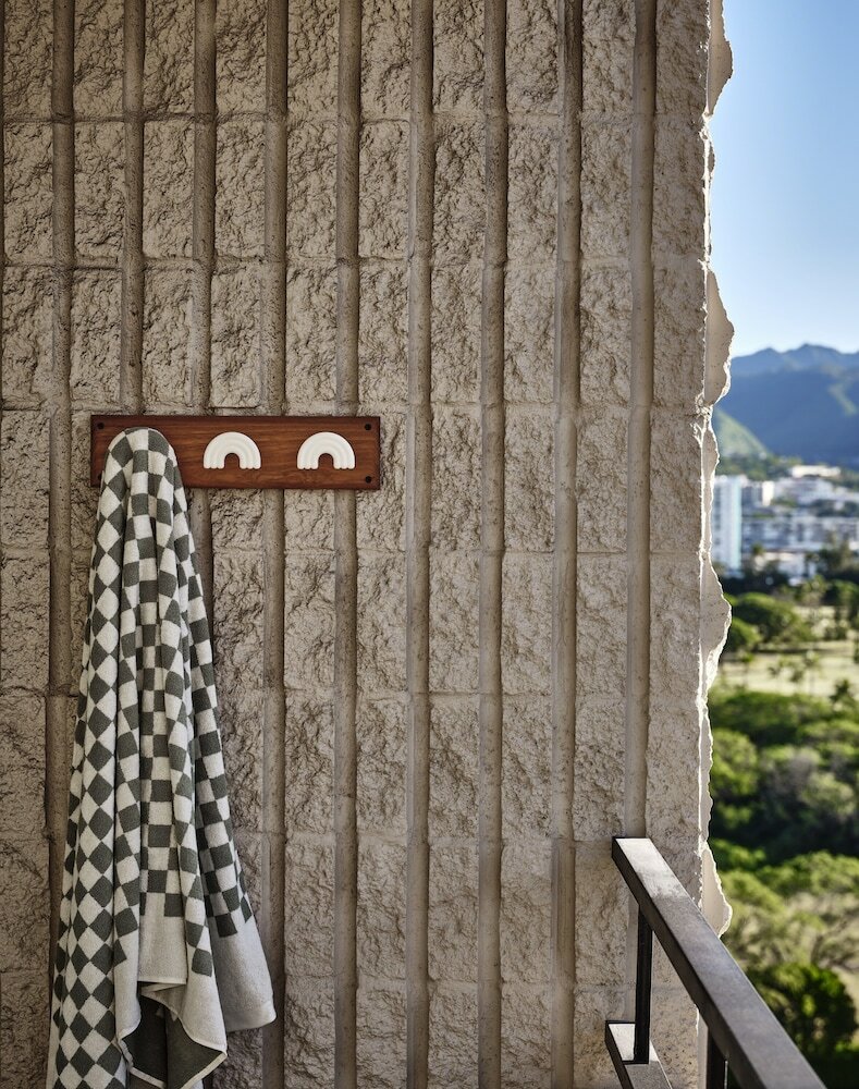 Фото Waikiki Sand Villa Hotel