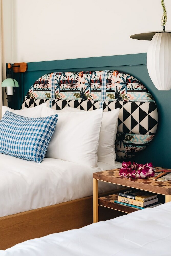 Фото Waikiki Sand Villa Hotel