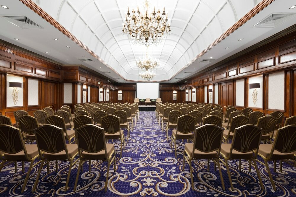 Фото Taj 51 Buckingham Gate, Suites and Residences