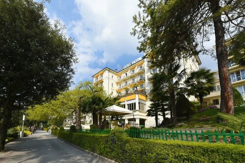 Гостиница Golf Hotel Rene Capt в Монтре