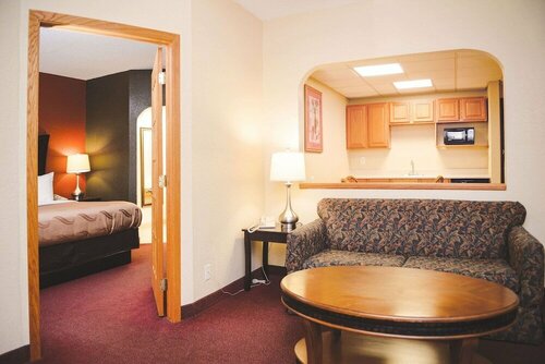 Гостиница Quality Inn & Suites Ames Conference Center Near Isu Campus в Амесе