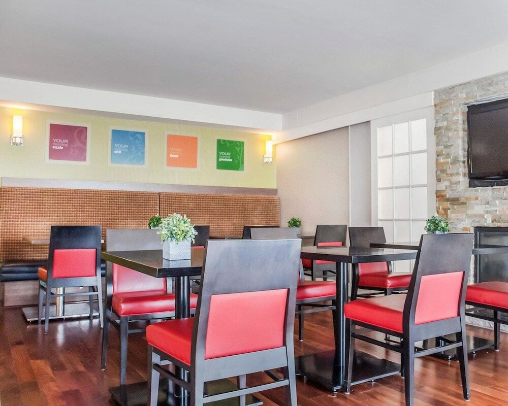 Фото Comfort Inn Newmarket