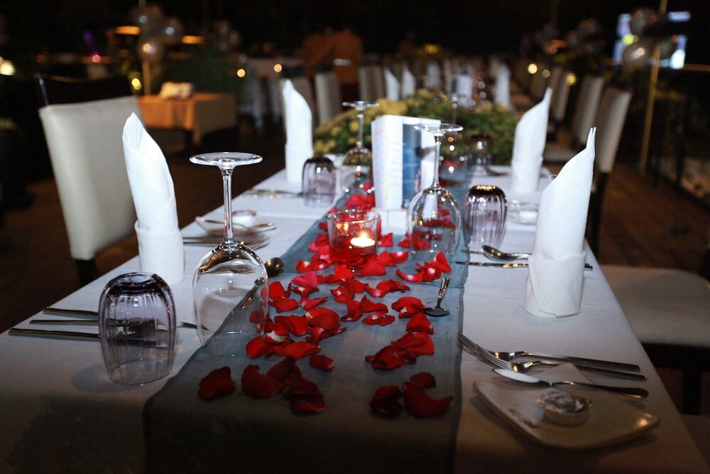 Фото Lynnaya Urban River Resort