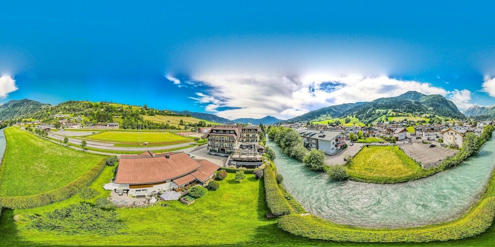 Фото Hotel Kaprunerhof