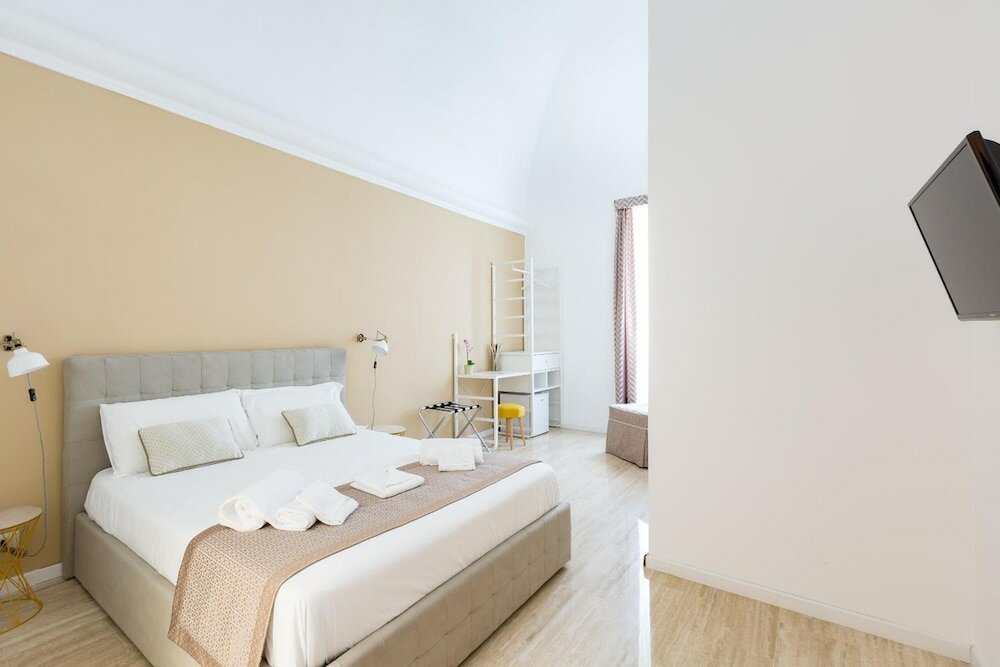 Фото Trevi Fountain Guesthouse