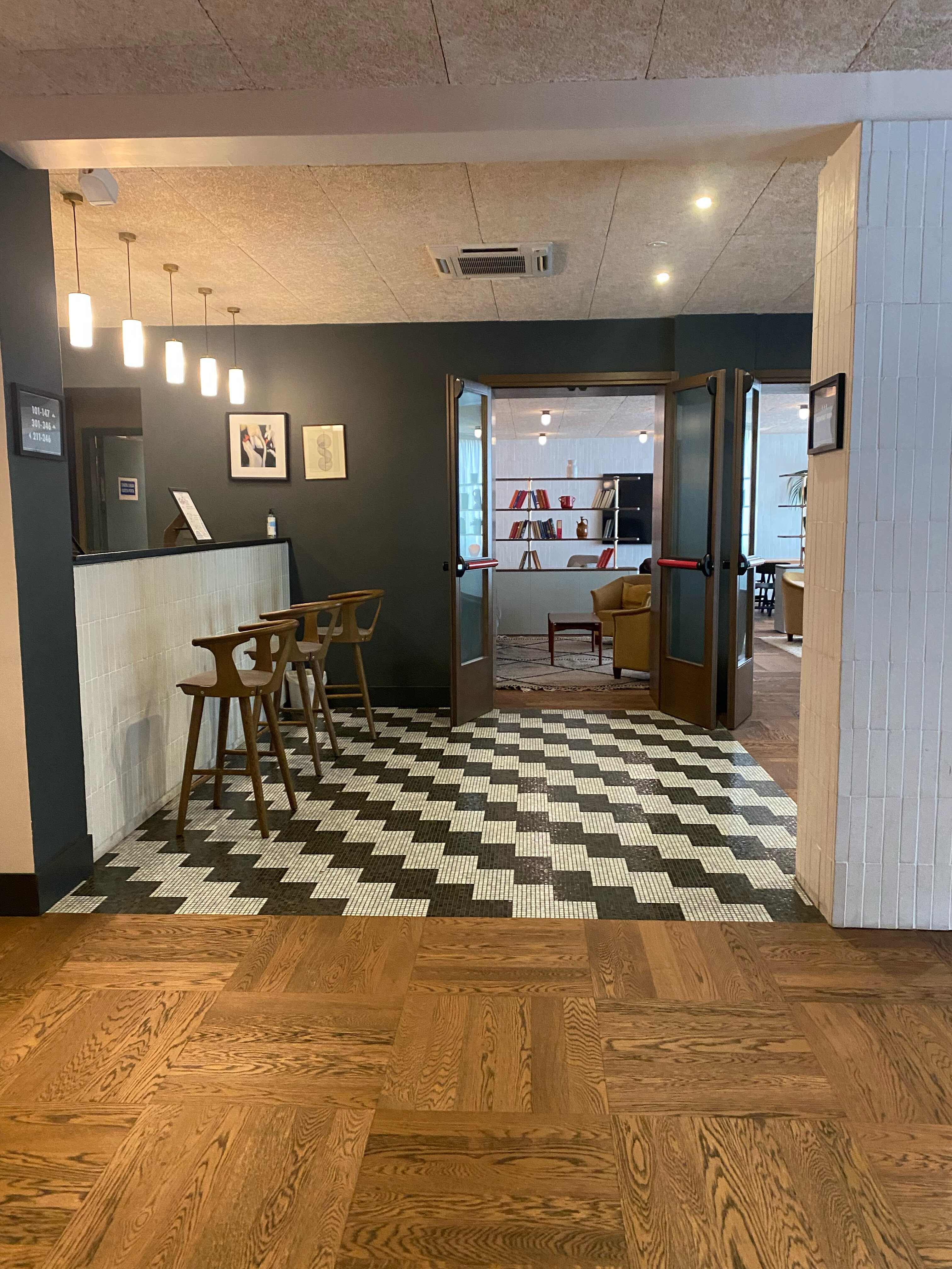 Фото Club House Hotel