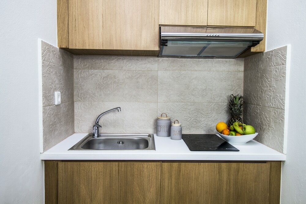 Фото Elia Stalos Apartments