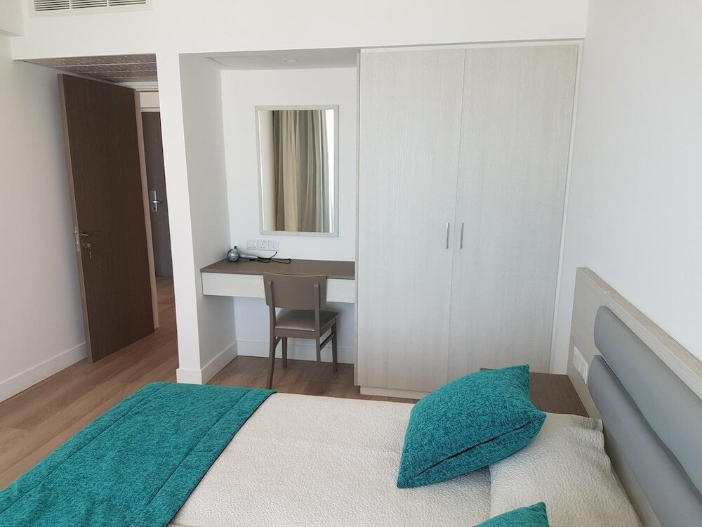 Фото Melini Hotel Suites