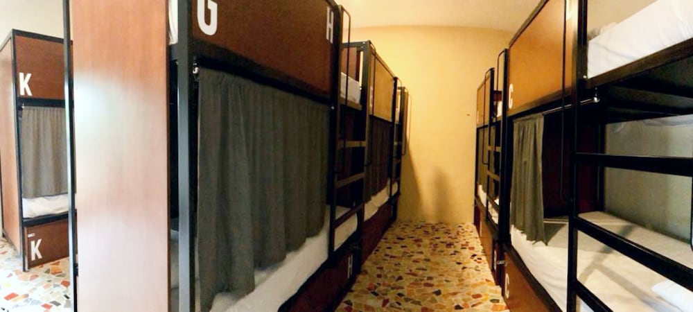 Фото Siesta Fiesta Hotel & Hostel