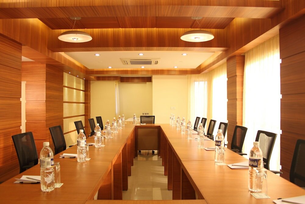 Фото Pristine Residency