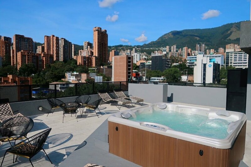 Гостиница Hotel Dix в Медельине