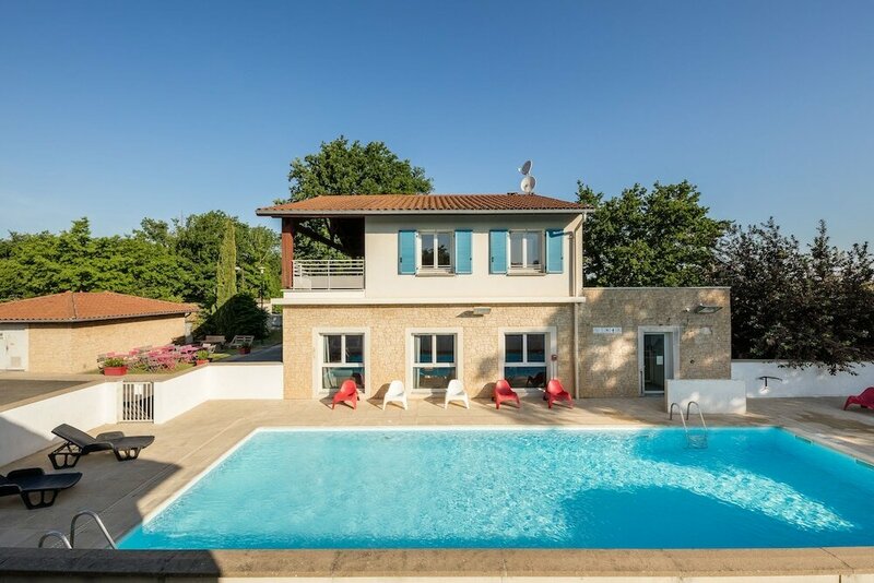 Апартаменты Garden & City Lyon Lissieu