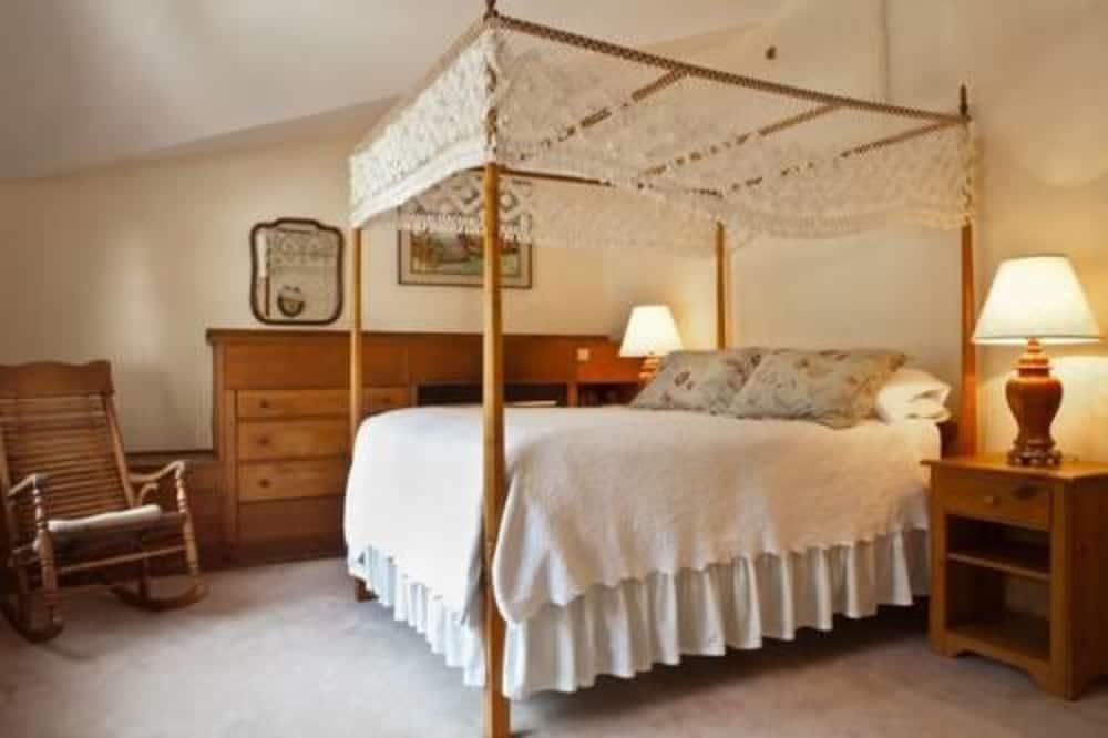 Фото Arlington's West Mountain Inn