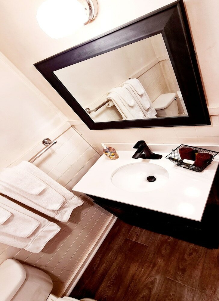 Фото The Wilderness Inn