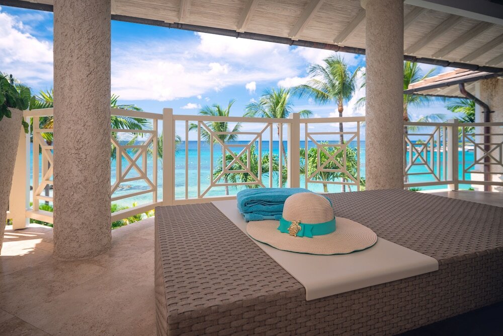 Фото Port St Charles