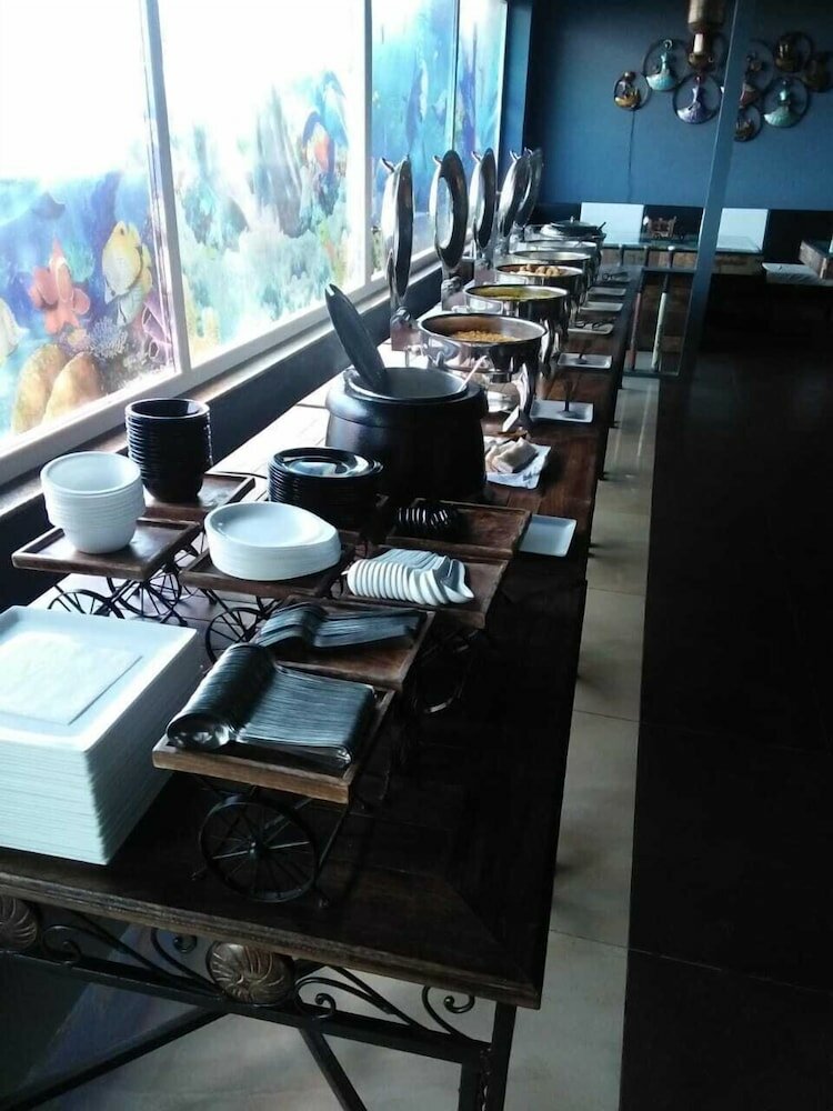 Фото Hotel Malghotras