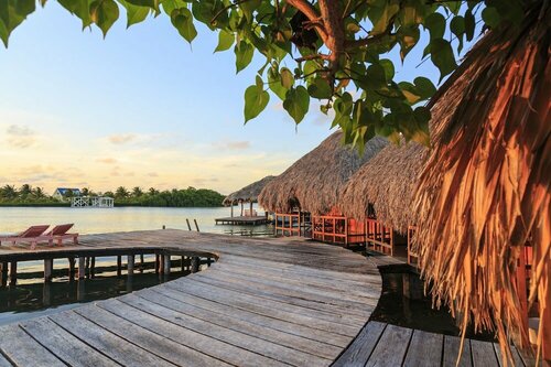 Гостиница St. George's Caye Resort