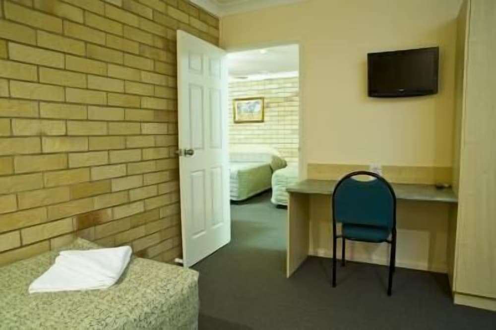 Фото Starlight Motor Inn