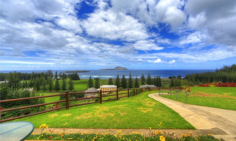 Фото Islander Lodge Apartments