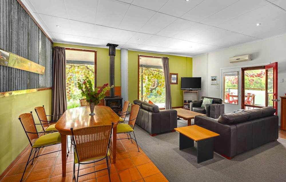 Фото Valley Farm Vineyard Cottages