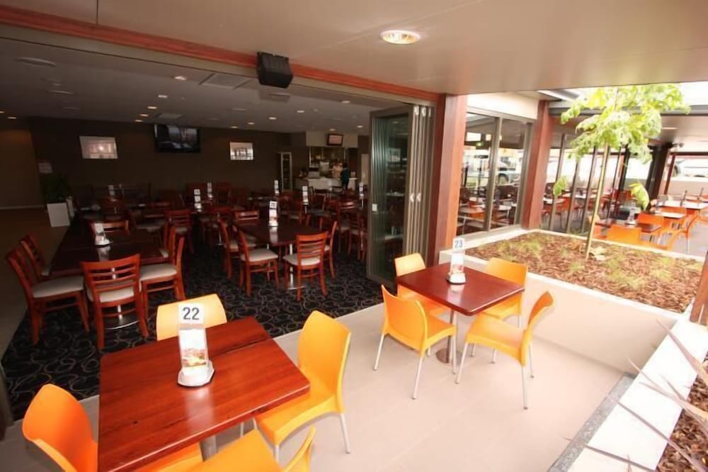 Фото Peden's Hotel