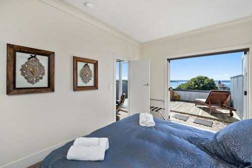 Гостиница Lakeside City Apartments - Penthouse в Роторуа