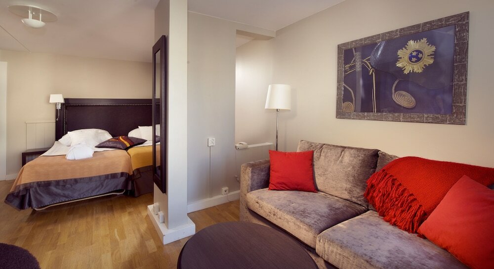 Фото Home Hotel Tapto