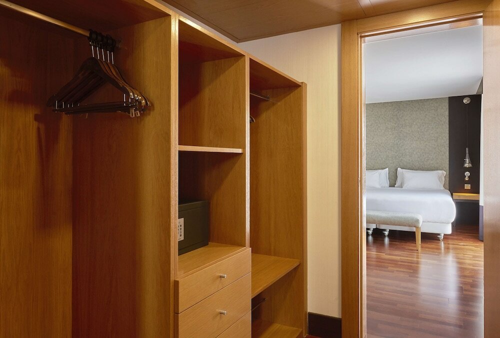 Фото Nh Barcelona Stadium