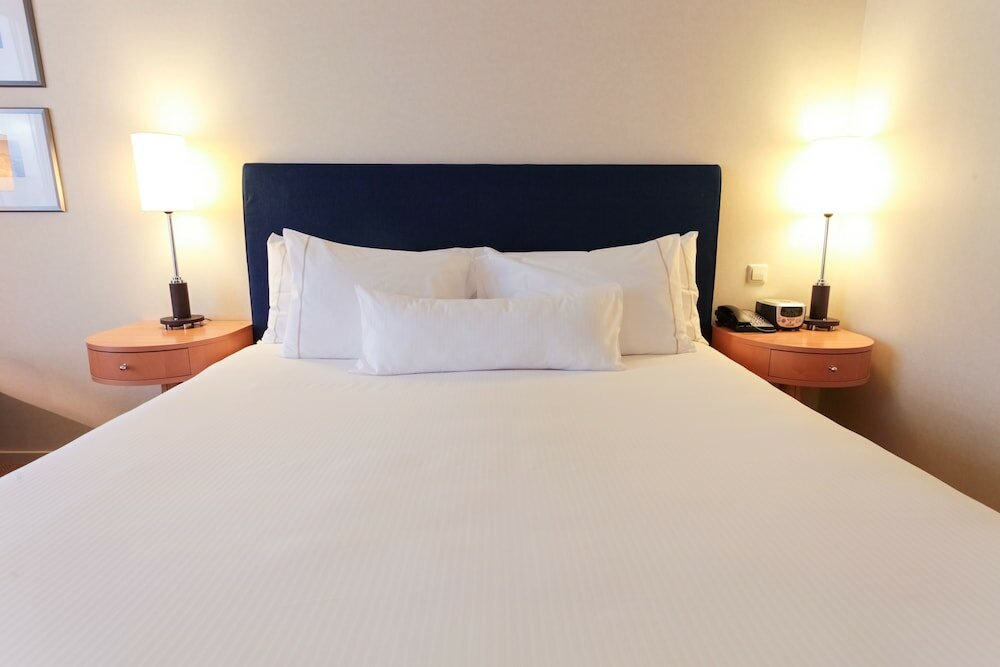 Фото Rotterdam Marriott Hotel