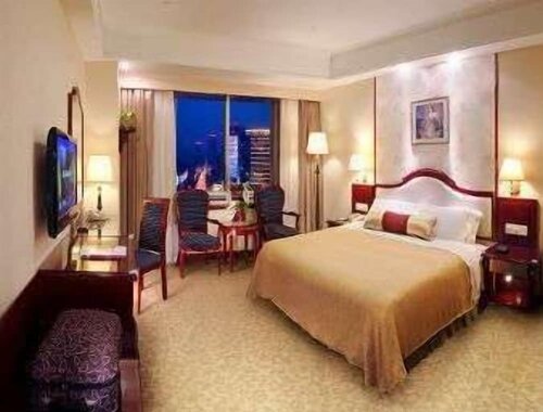 Внешний вид отеля Ramada Plaza Tian Lu в Ухани, фото 2