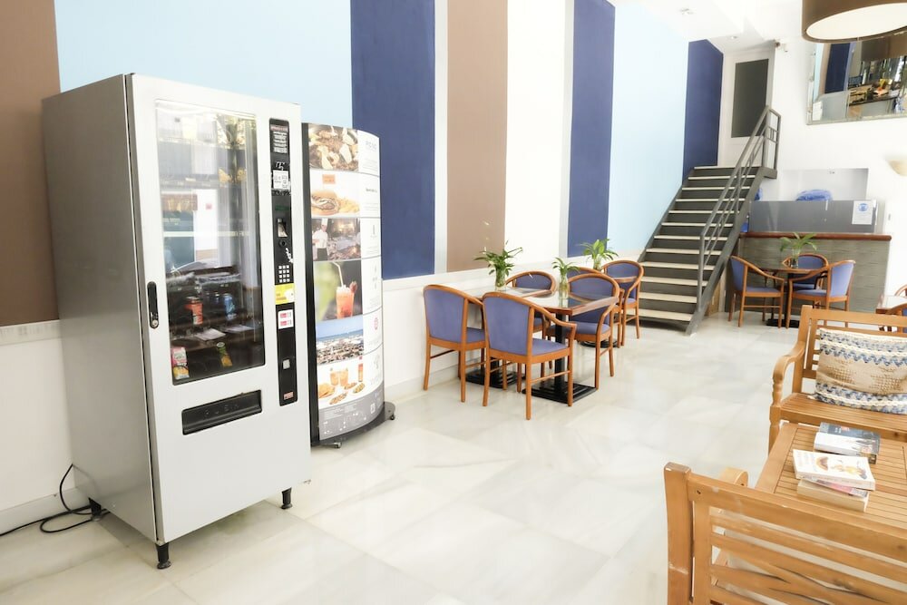 Фото Hotel Subur