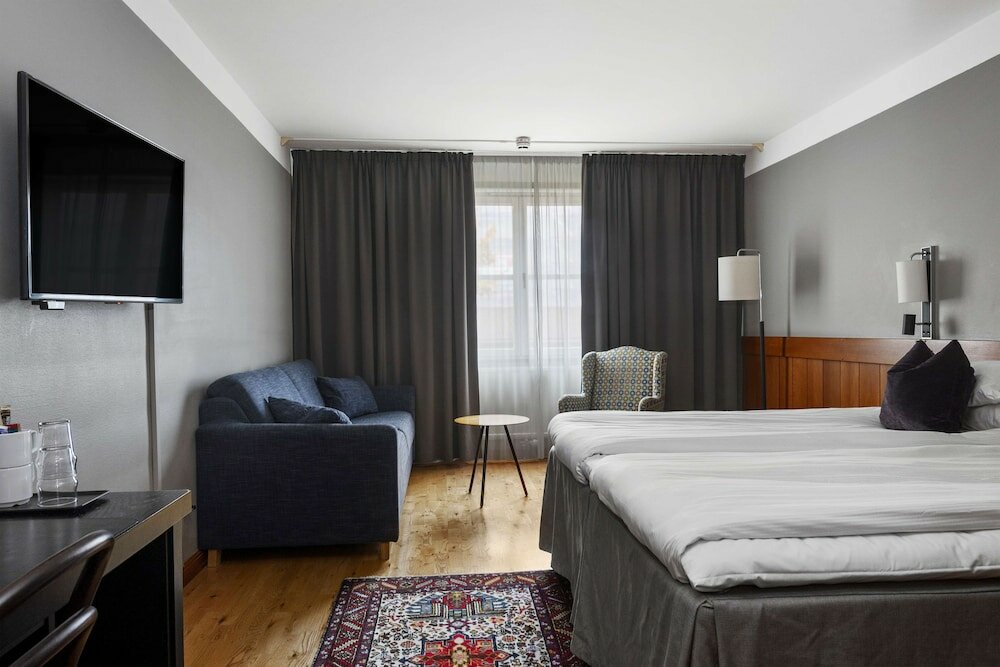 Фото отеля 2