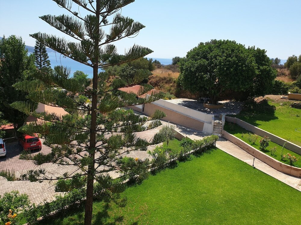 Фото Karavados Beach