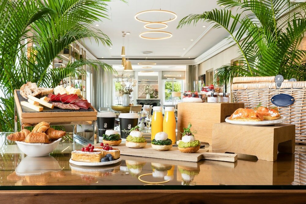 Фото The Ritz-Carlton Hotel de la Paix Geneva