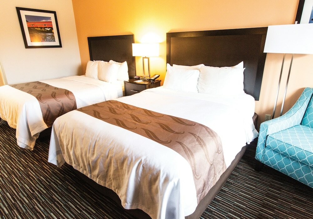 Фото Cottage Grove Inn