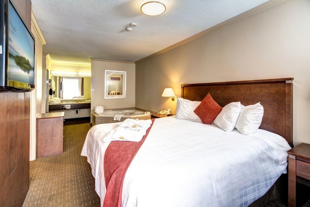 Фото Best Western Plus Guildwood Inn