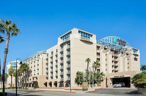 Гостиница Embassy Suites by Hilton Brea North Orange County