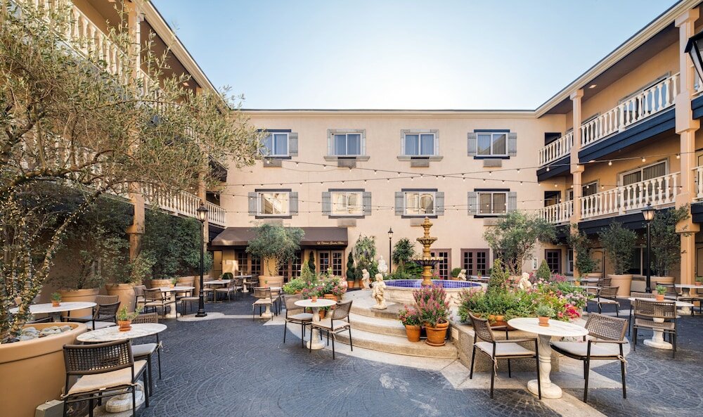 Фото Ayres Hotel Costa Mesa/Newport Beach