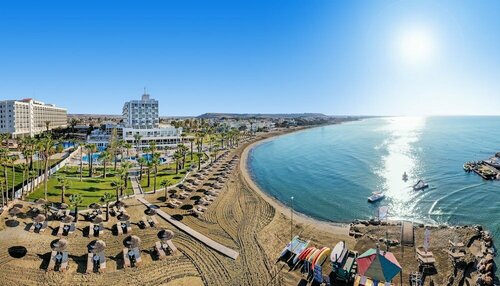 Гостиница Golden Bay Beach Hotel