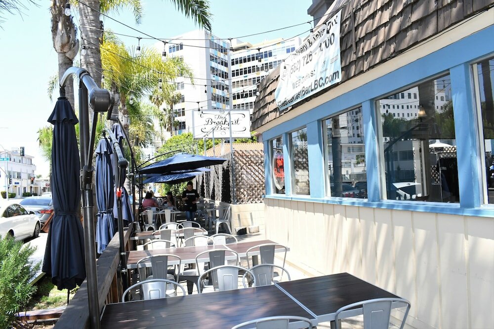 Фото Travelodge by Wyndham Long Beach Convention Center