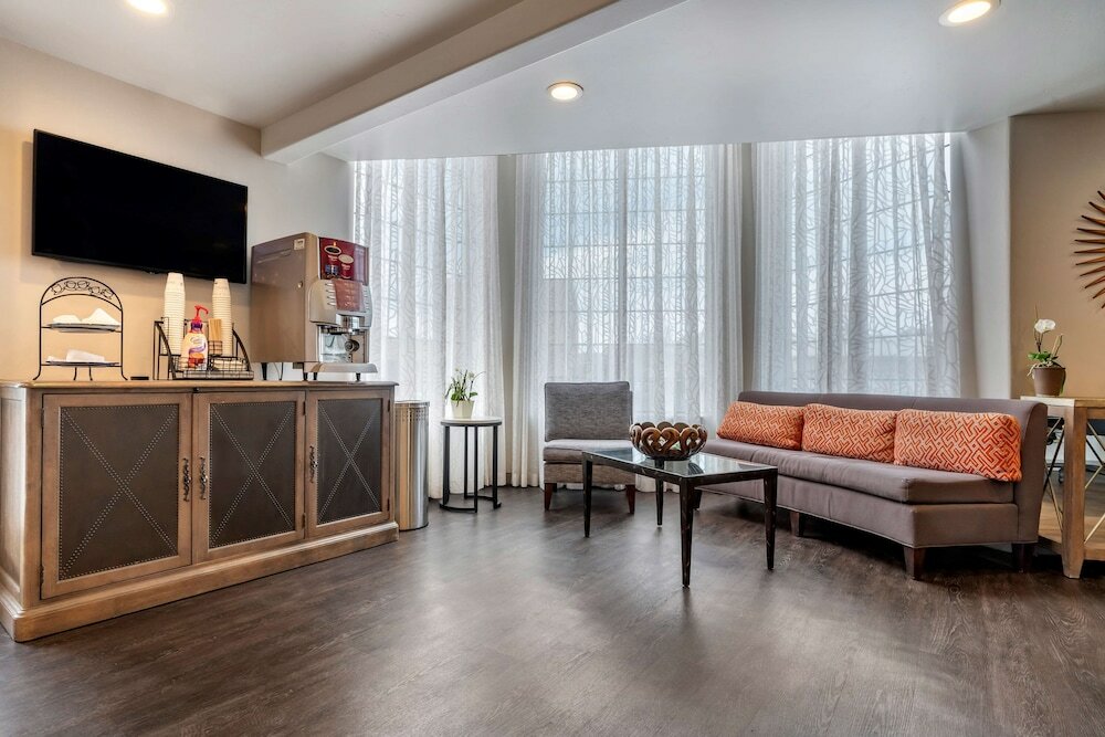 Фото Best Western Rose Garden Inn