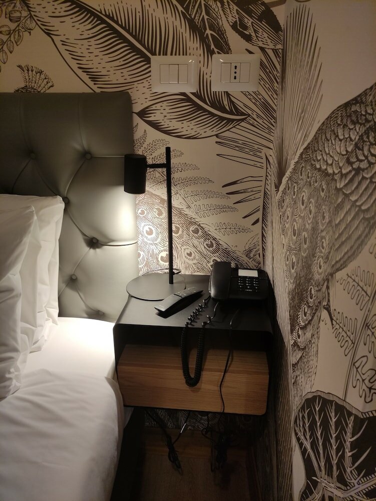 Фото Hotel White