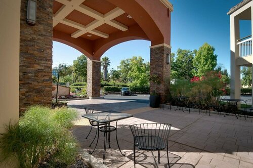 Гостиница Best Western Plus Rancho Cordova Inn в Ранчо Кордове