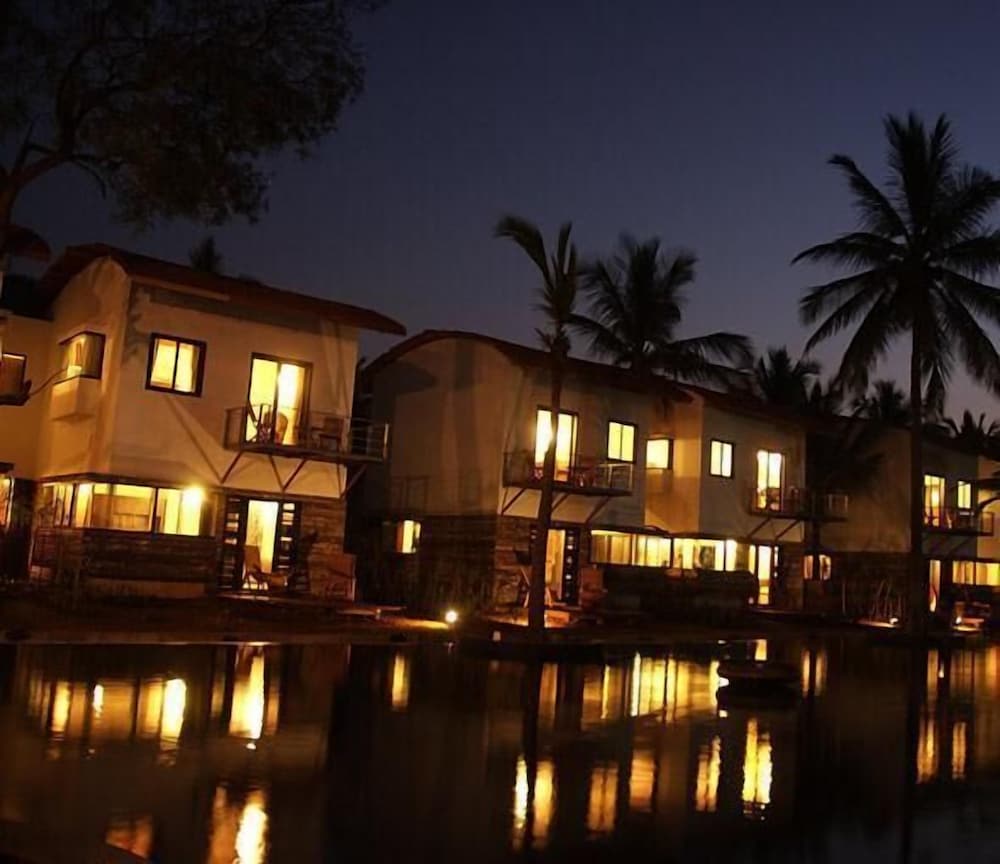 Фото The Windflower Resorts and SPA