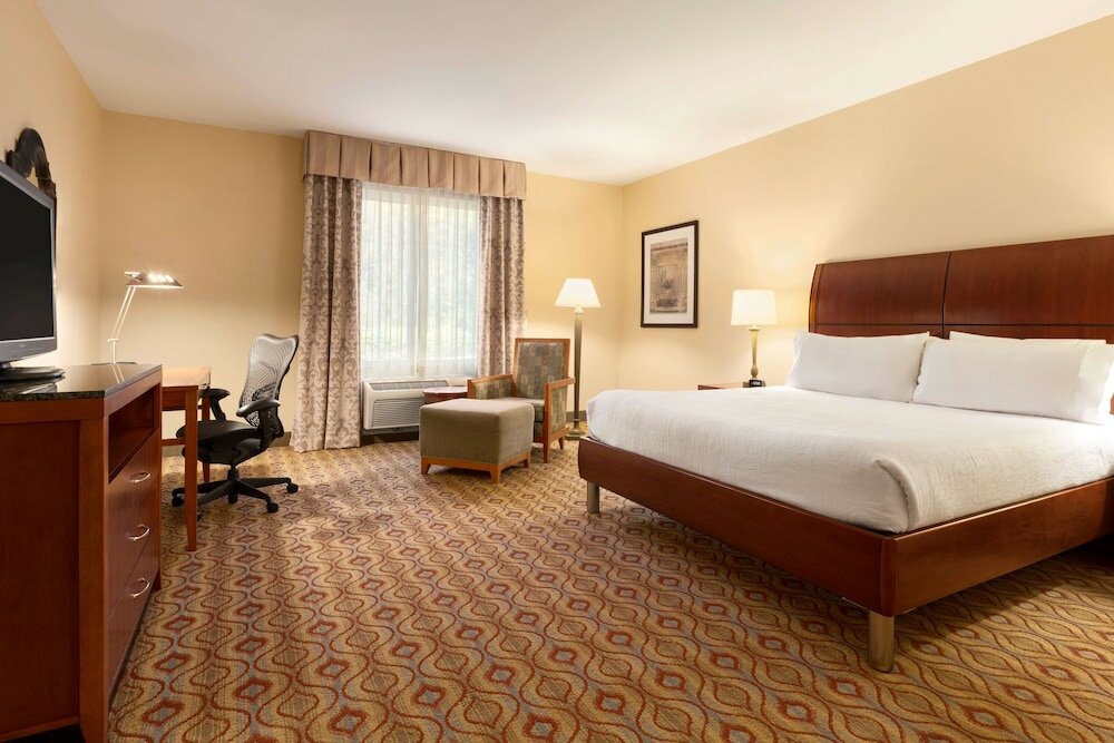 Фото Hilton Garden Inn Solomons