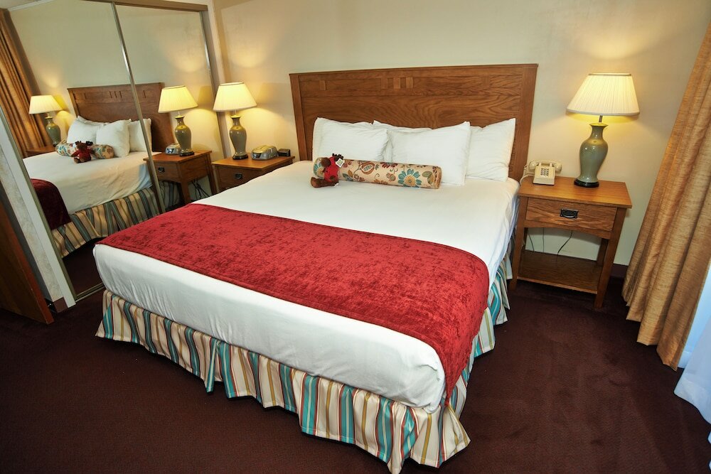 Фото Fireside Inn & Suites Gilford