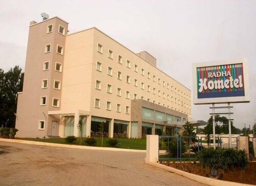 Гостиница Radha Hometel Whitefield в Бангалоре