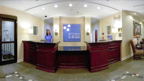 Гостиница Holiday Inn Express Hotel & Suites Dyersburg, an Ihg Hotel